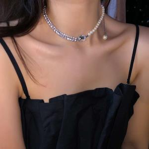 Chic Snake Twist Knit Clavicle Necklace