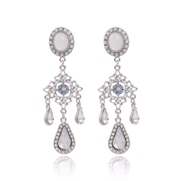 Retro Baroque Waterdrop Crystal Drop Earrings