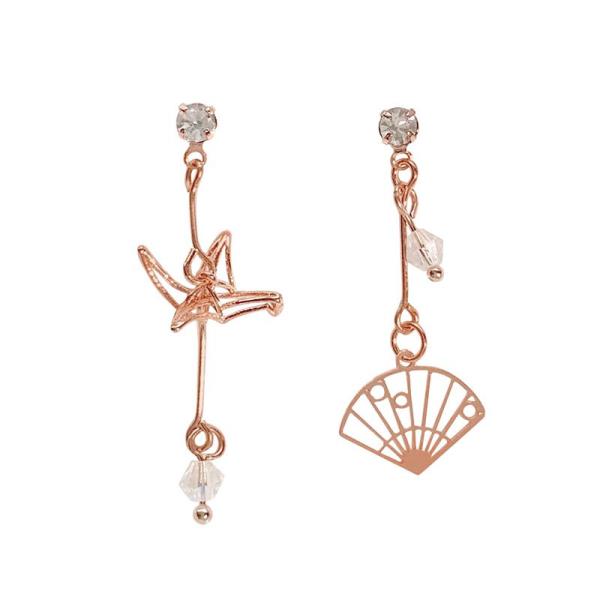 Gold Asymmetry Paper Crane Fan Dangle Earrings
