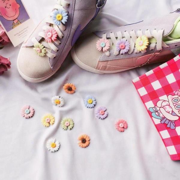 8 Pcs Daisy Flower Shoe Charms