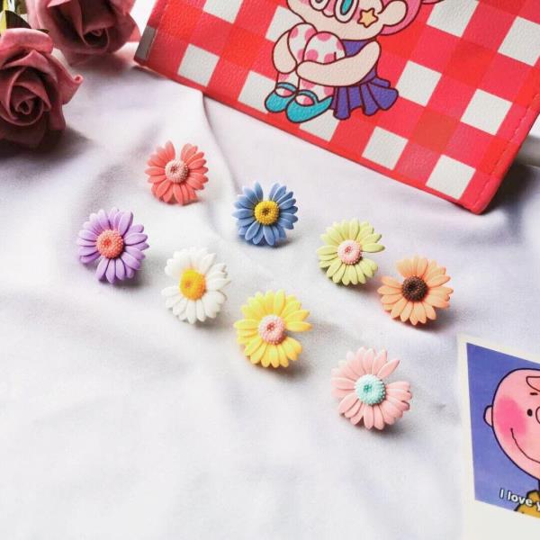 8 Pcs Daisy Flower Shoe Charms
