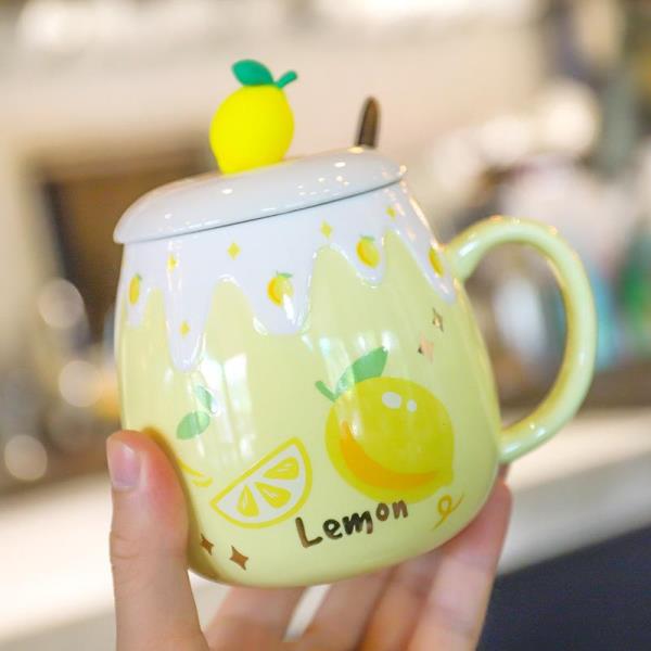 Cute 3D Fruit Ceramic Drink Mug With Spoon