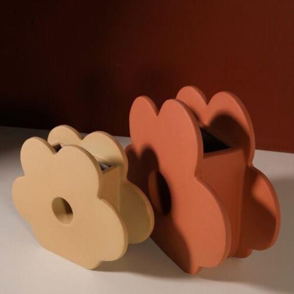 2 Modern Nordic Heat Resistance Flower Ceramic Vases