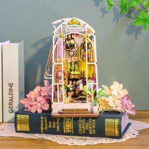 DIY Garden House LED Wooden Miniature Dollhouse Bookend
