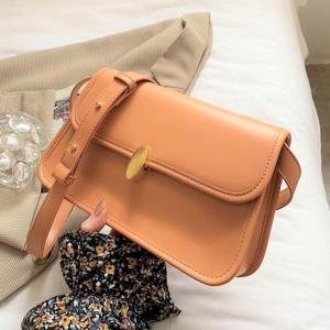 Winter Leopard Felt Medium Shoulder Bag
