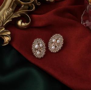 7 Pairs Imitation Pearl Crystal Flower Studs Set