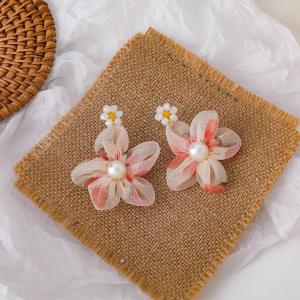 7 Pairs Silver Flower Pearl Studs Set