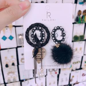 Retro Court Style Rose Pearl Tassel Earrings